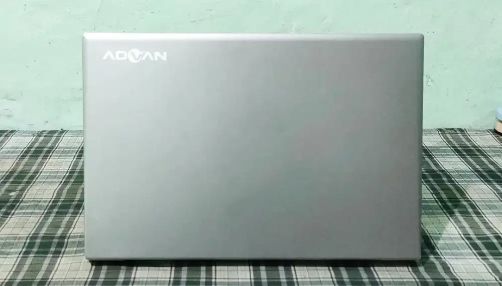 Advan soulmate 1405 ultraslim Intel n4020 ram8 ssd128 batre awet 4jam