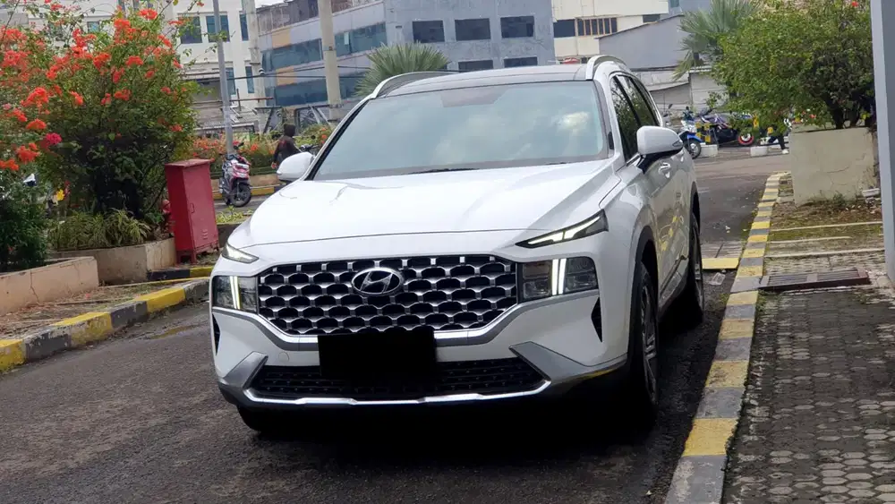 Hyundai santafe santa fe prime 2022 pakai 2023 putih bensin