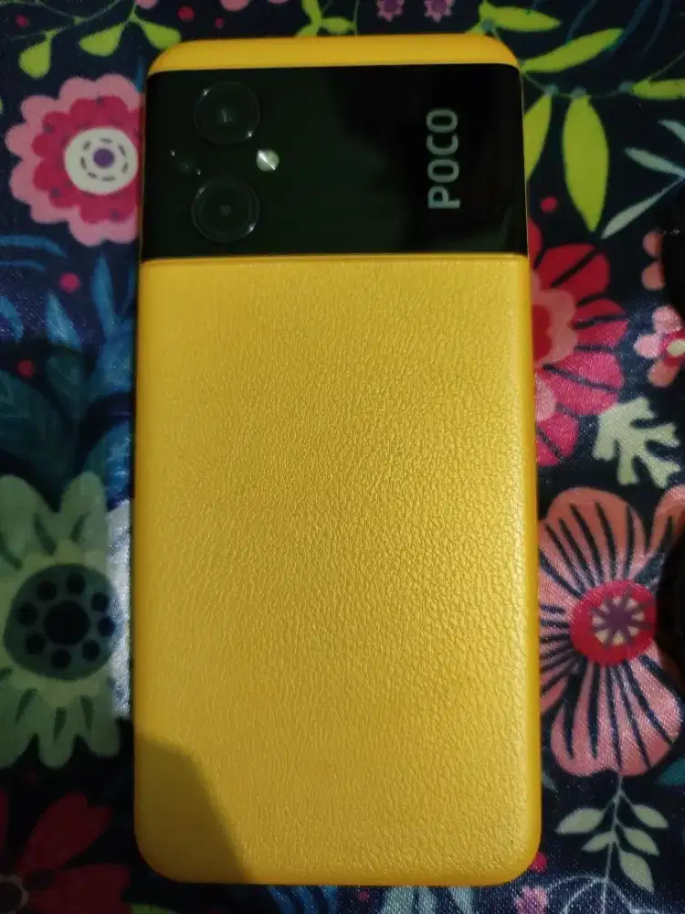 poco m5 4/64 NFC mulus