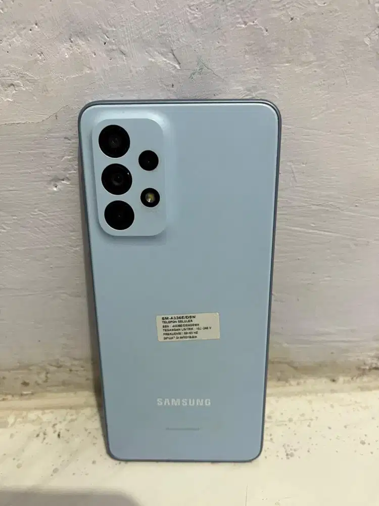 Samsung     A33
