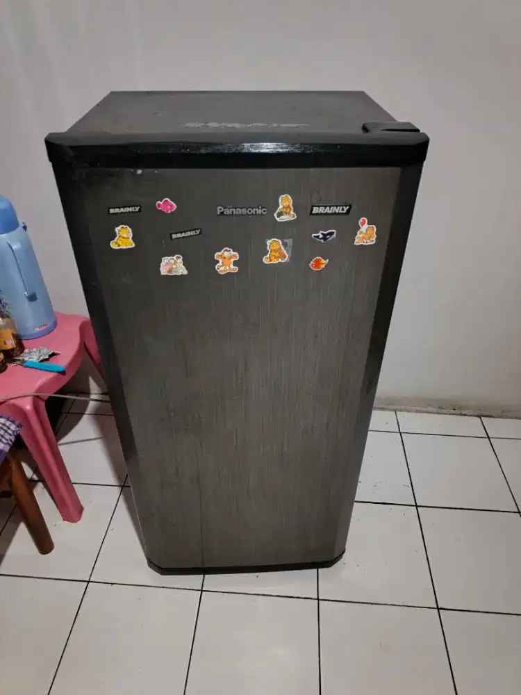 Kulkas panasonic