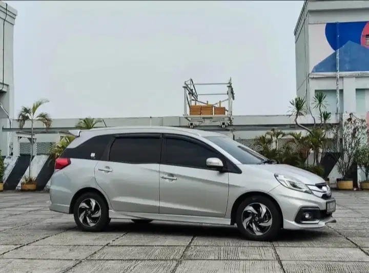 Honda Mobilio 2015 Bensin