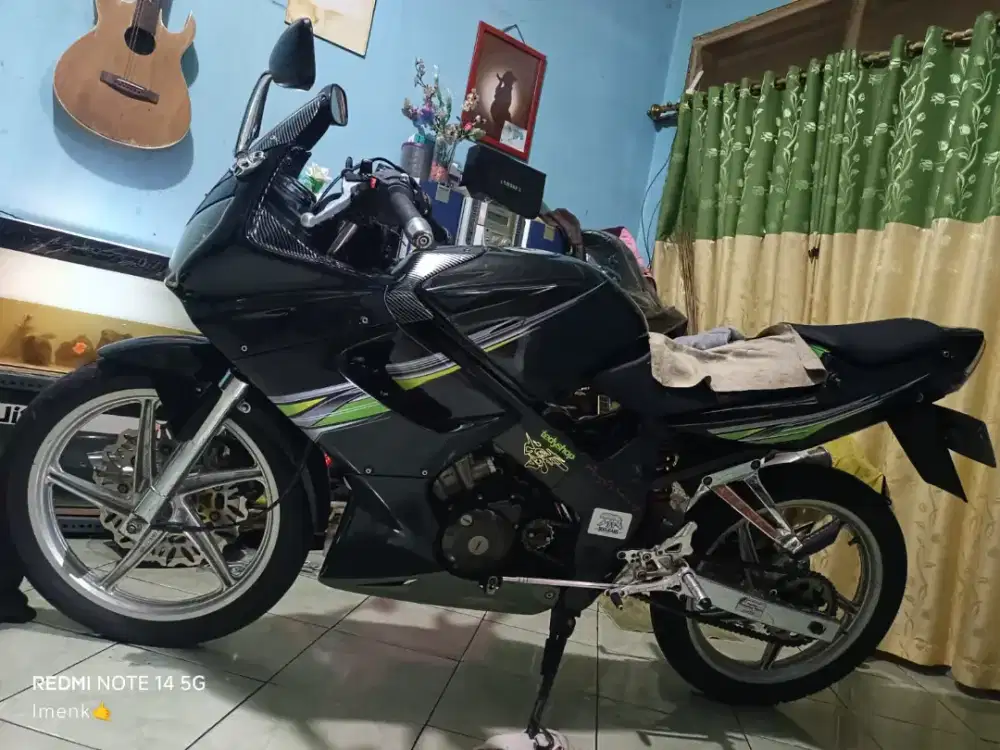 CBR 150R  honda
