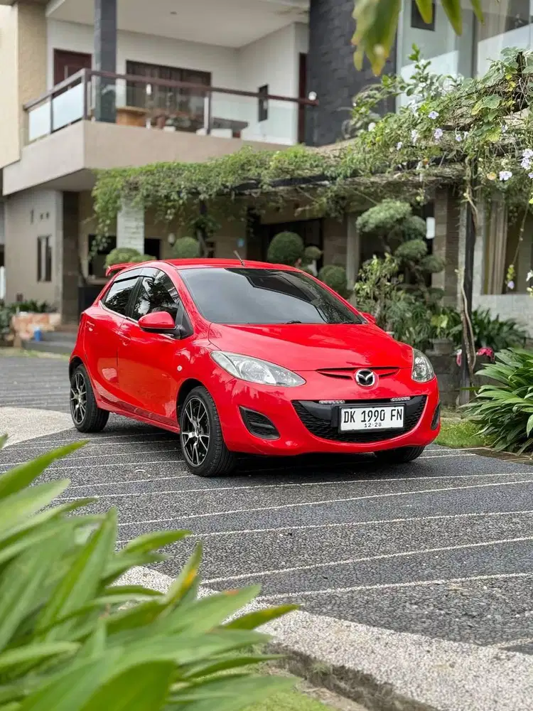 Mazda 2 2013 AT