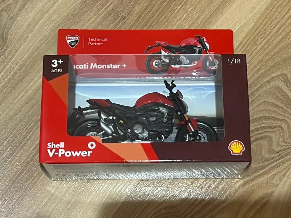 motoran 1:18 ducati monster