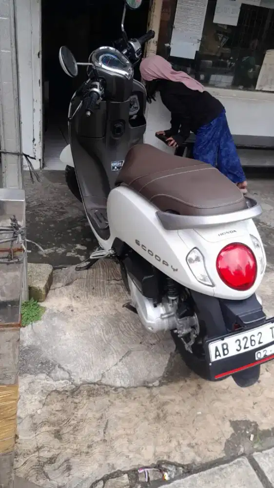 Dijual Scoopy Prestige th 2023 putih