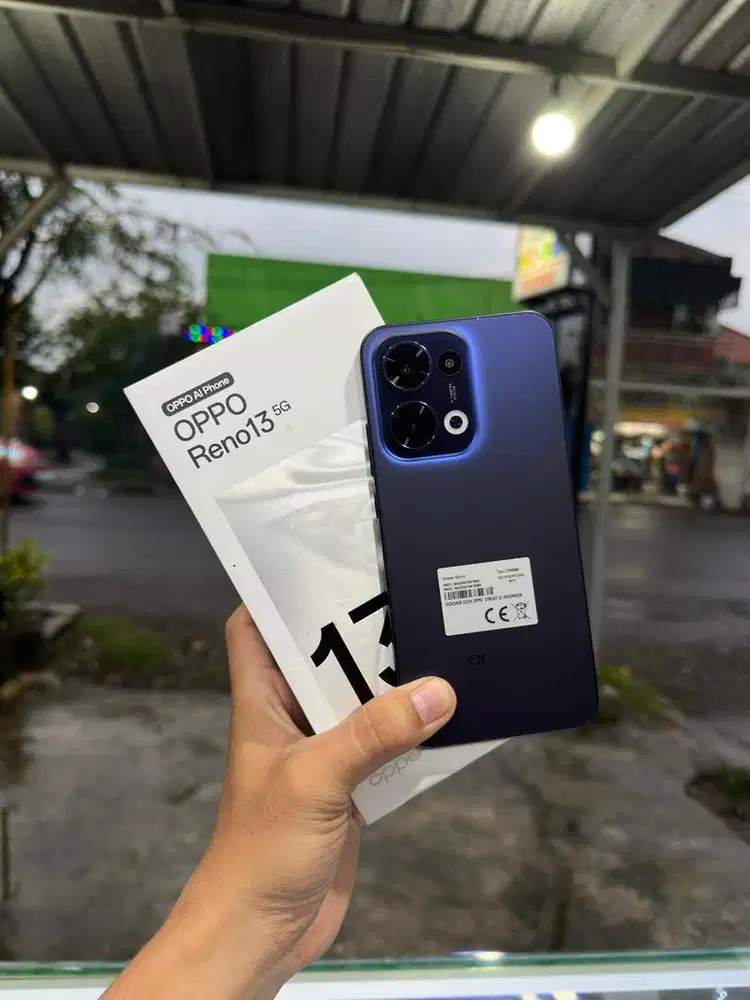 Oppo Reno 13 5G 12/256gb Second Lengkap Bergaransi