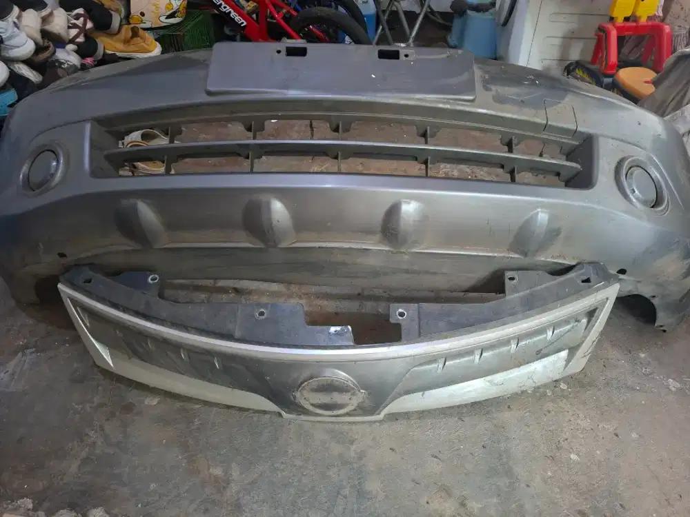 Bumper dan Grill mobil Grand livina