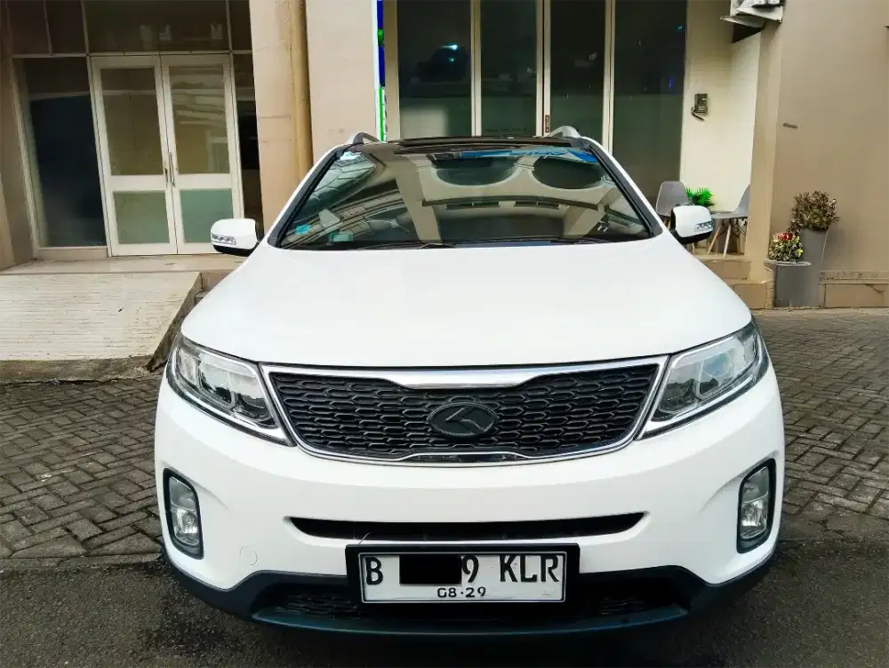 Dijual mobil kesayangan Kia Sorento 2013 Bensin AT