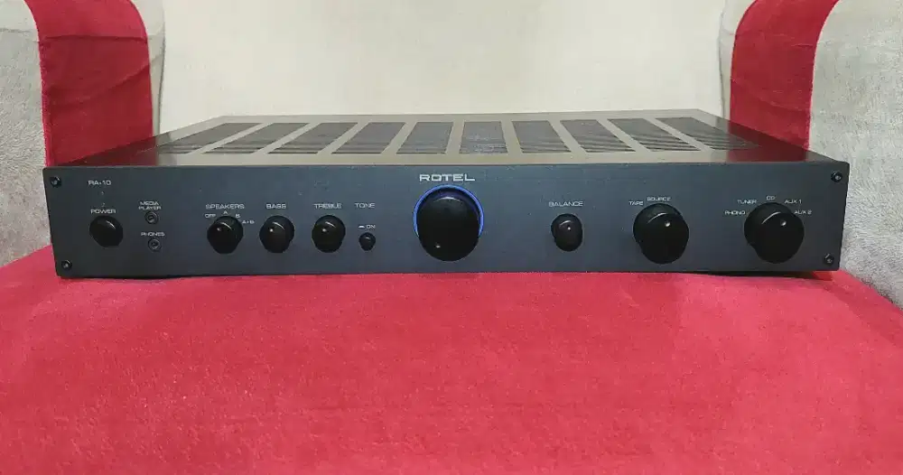 Amplifier Rotel RA-10