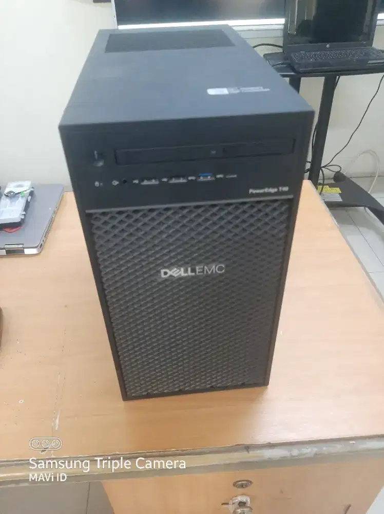 komputer server dell emc poweredge T40