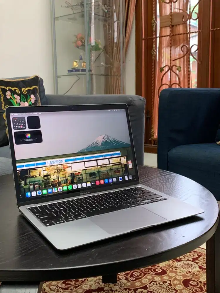 MacBook Air 2020 M1 8/256