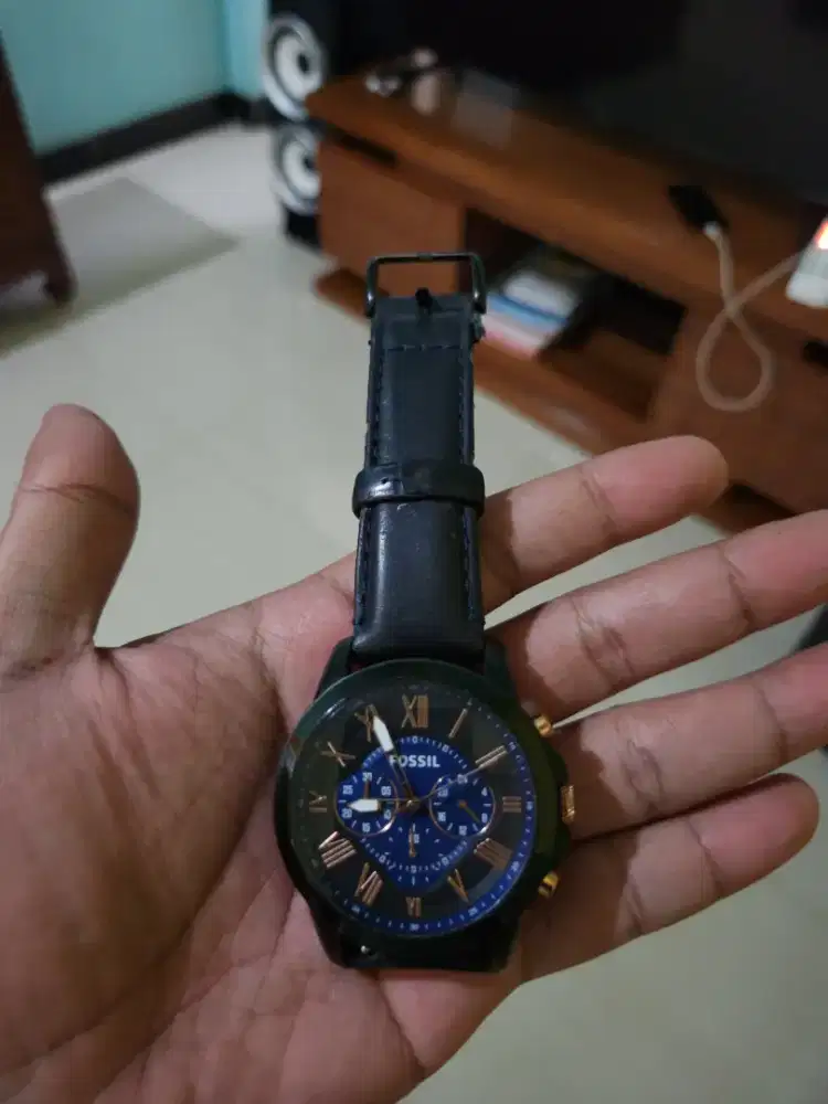 Jam tangan pria FOSSIL