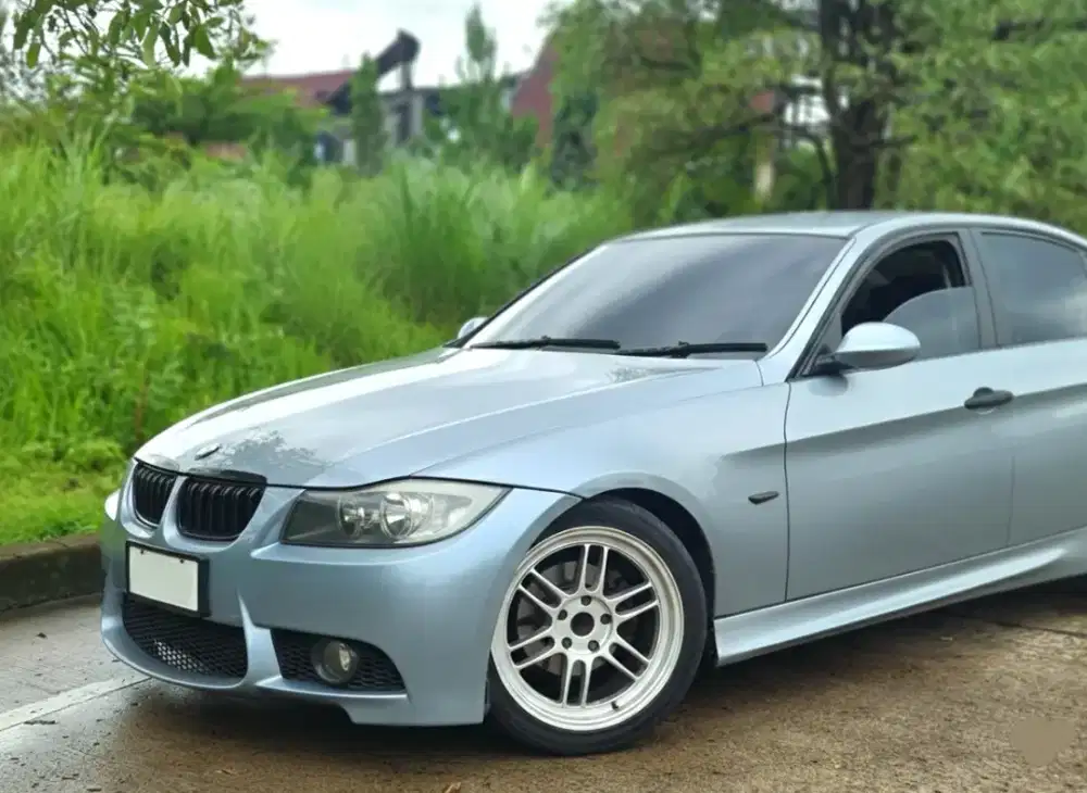 Bmw 320i Grey on Black M3 Style