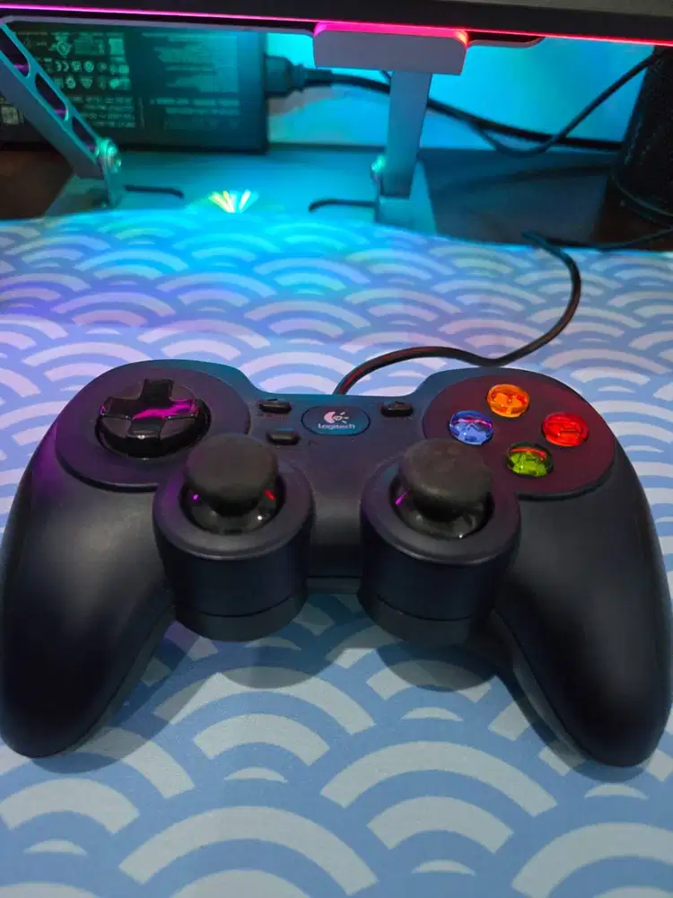 Logitech F310 Gamepad