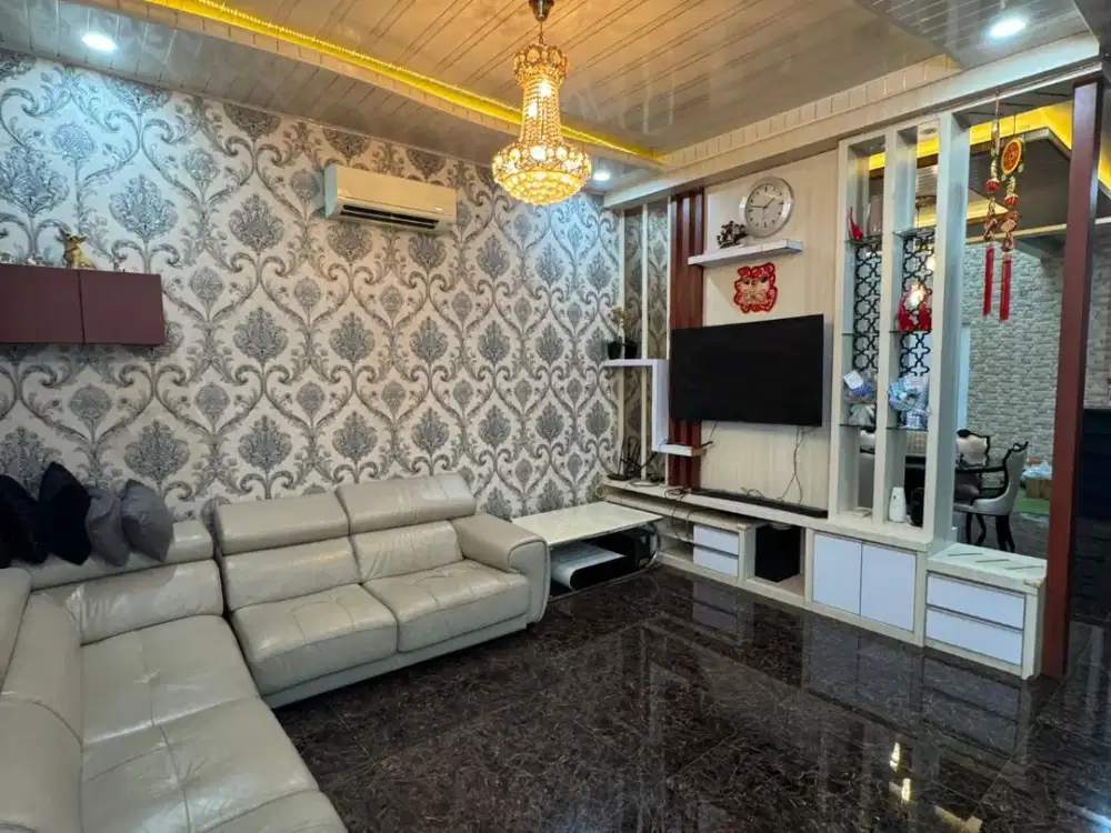 Villa di Komplek Mutiara Palace