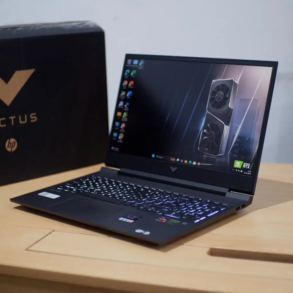 HP Victus 16 e0020nr Ryzen 7 RTX 3050Ti
