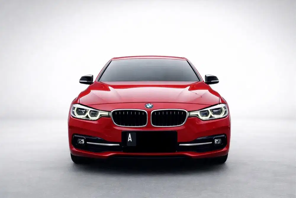 BMW 320i LCI 2016 Tangan pertama