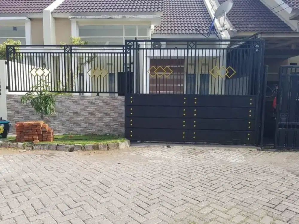 Rumah wisma lidah kulon Hadap Selatan Strategis