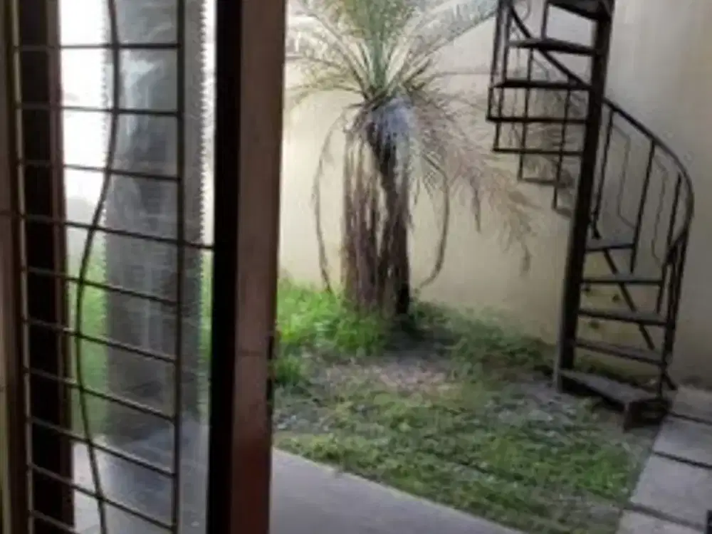 Rumah Central Park A Yani Hadap utara Strategis