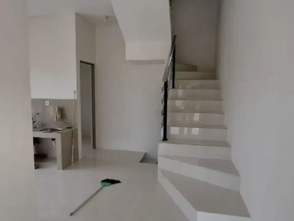 Rumah Baru Greenland Menganti Cluster Garbera Strategis