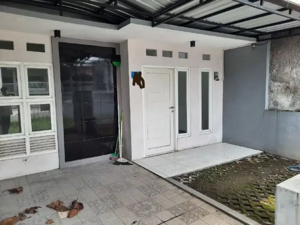 RUMAH 0 JALAN RAYA BALAS KLUMPRIK HADAP UTARA STRATEGIS