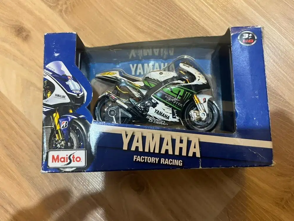 motoran 1:18 46 rossi costom