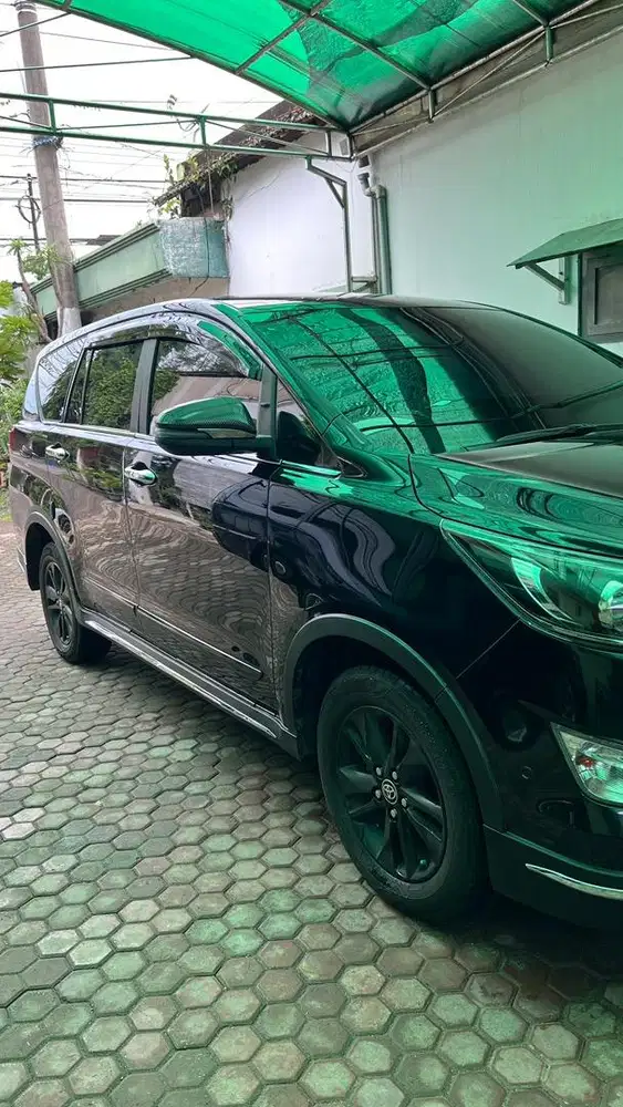 Innova reborn V diesel 2.4 A/T