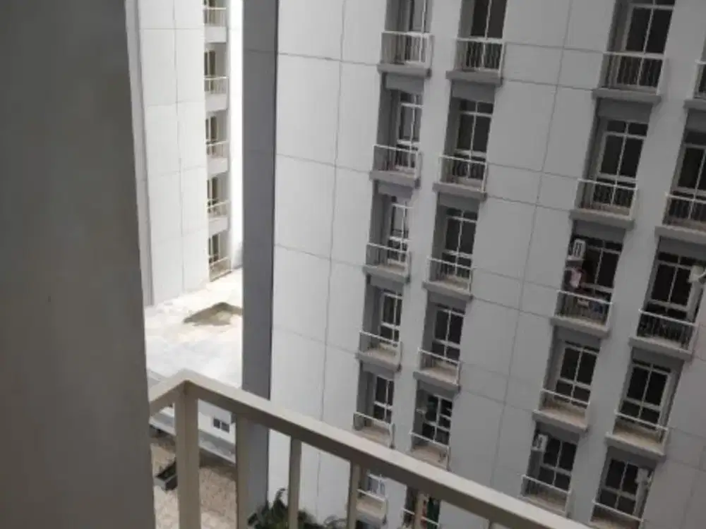 Apartment BaleHinggil Tower A Semi Furnish Strategis