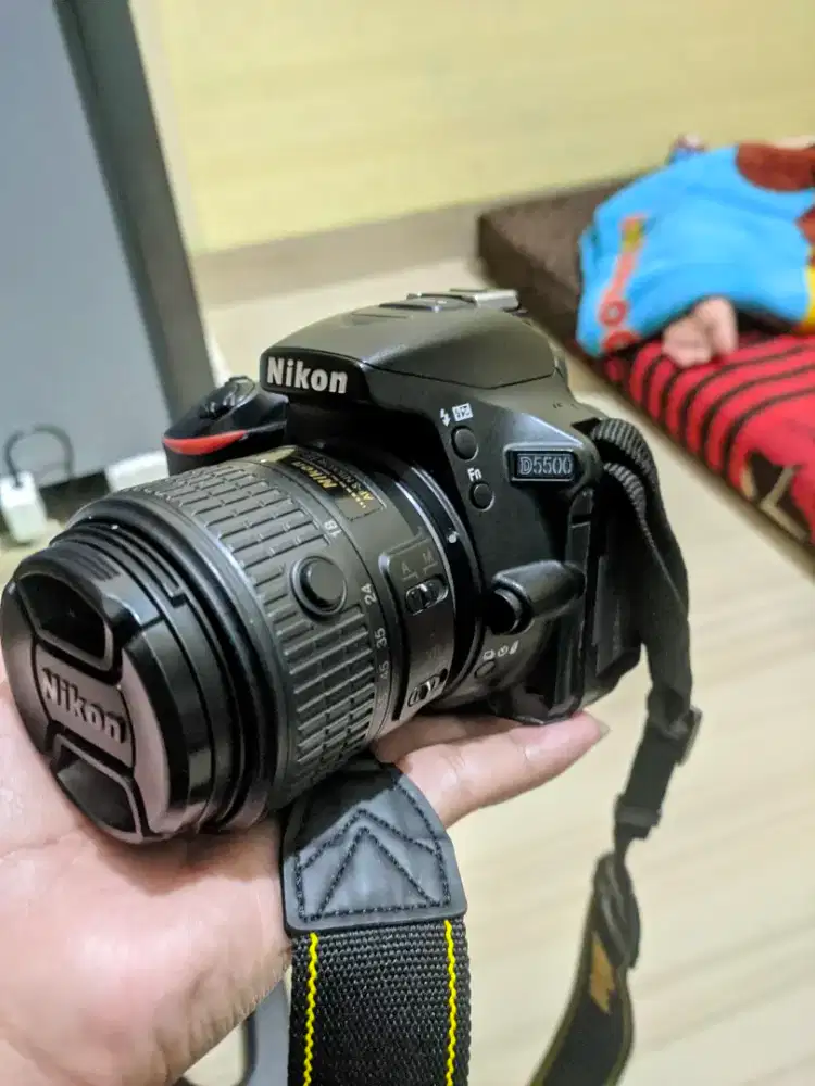 Nikon D5500 Lensa Kit