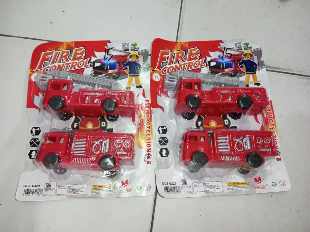 Mainan Anak Truk Pemadam isi 2