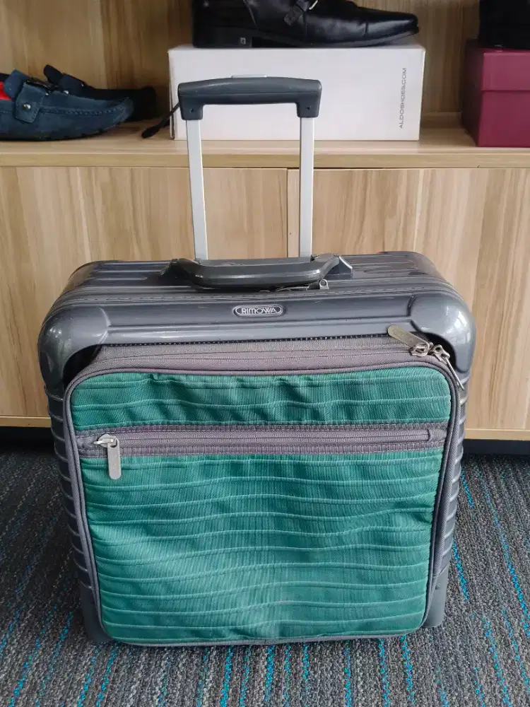 RIMOWA SALSA DELUXE Hybrid original asli