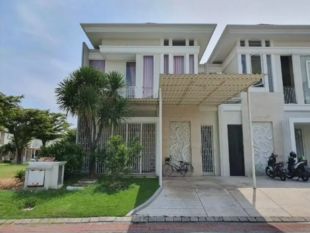 Rumah Long Beach Pakuwon City Hadap Selatan Strategis