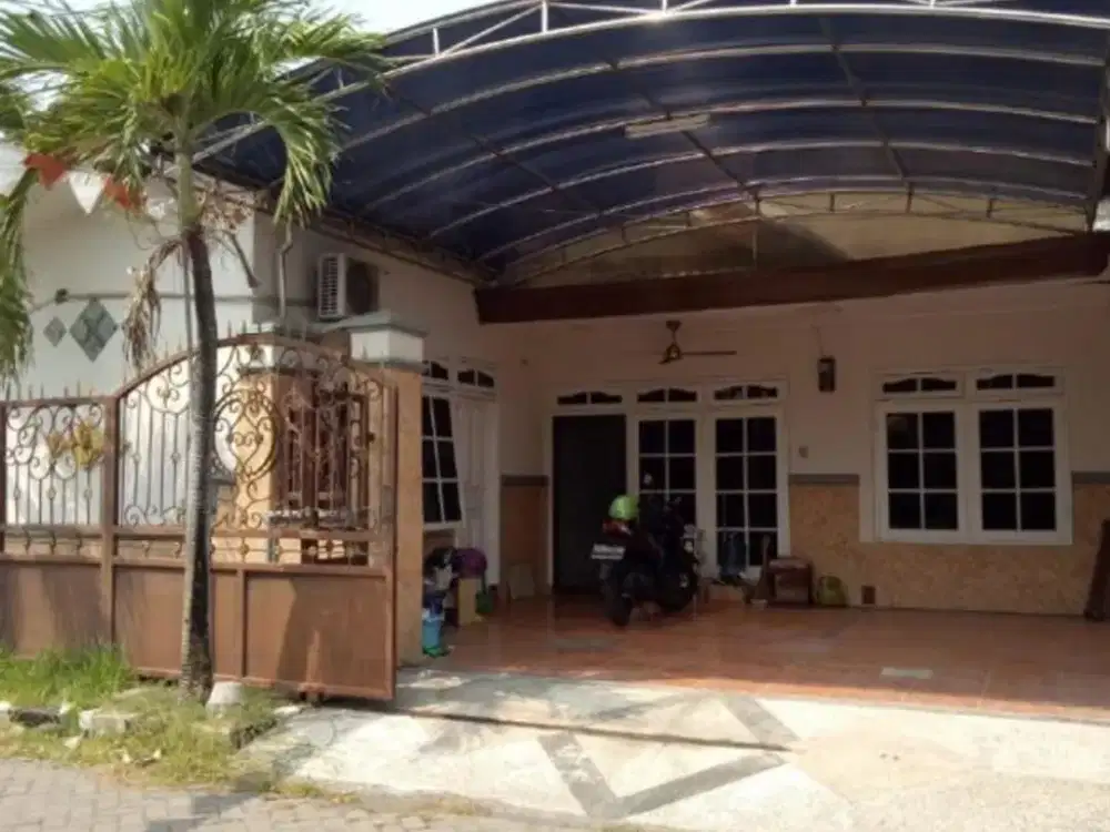 Rumah griya babatan mukti hadap utara Row 2.5mobil, Strategis