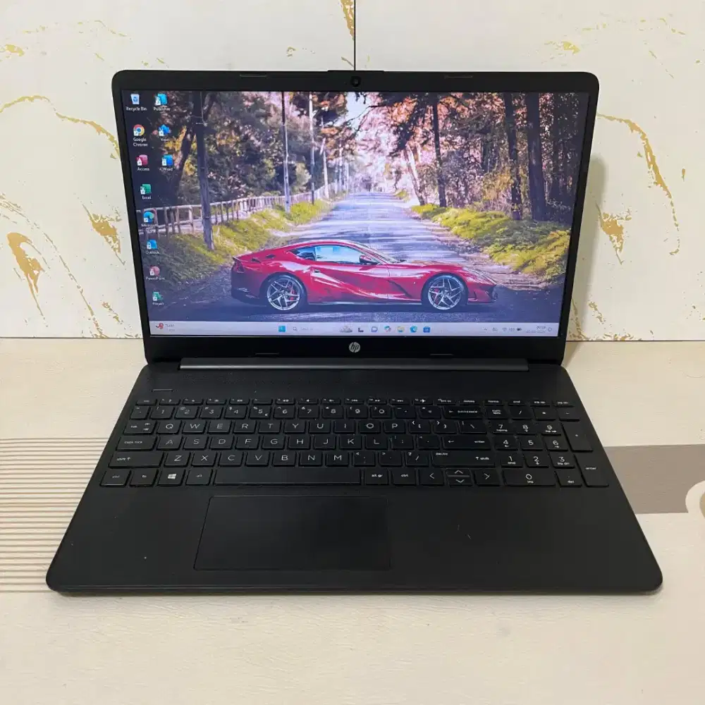 Laptop HP 15s-eq1.