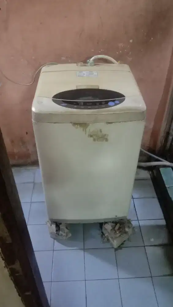 Mesin cuci LG 1 tabung 8kg