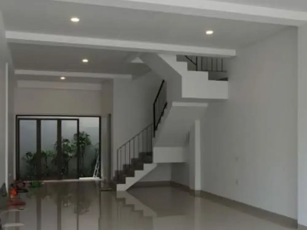 2 Ruko Raya Semolowaru, BARU Gressss Hadap Timur