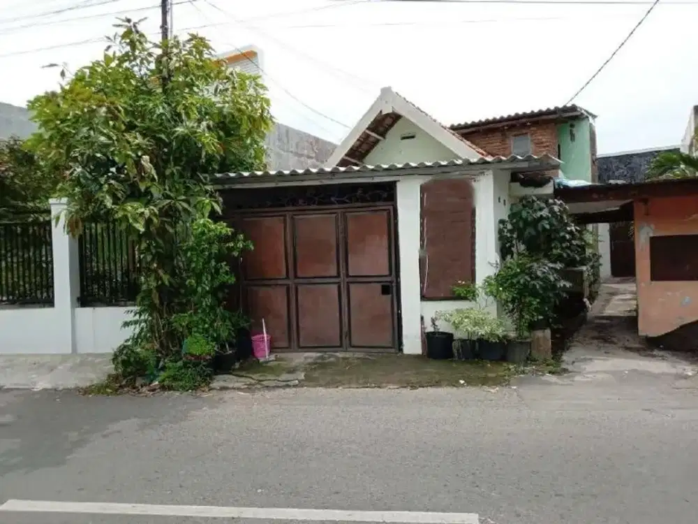 RUMAH di Jl. RAYA KALIWARON Cocok buat usaha