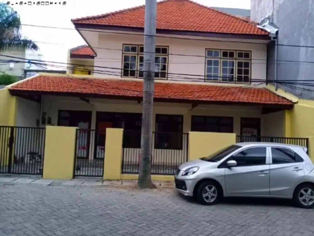 Rumah di Klampis Aji Bekas kost2an Listrik 5.500watt, Strategis