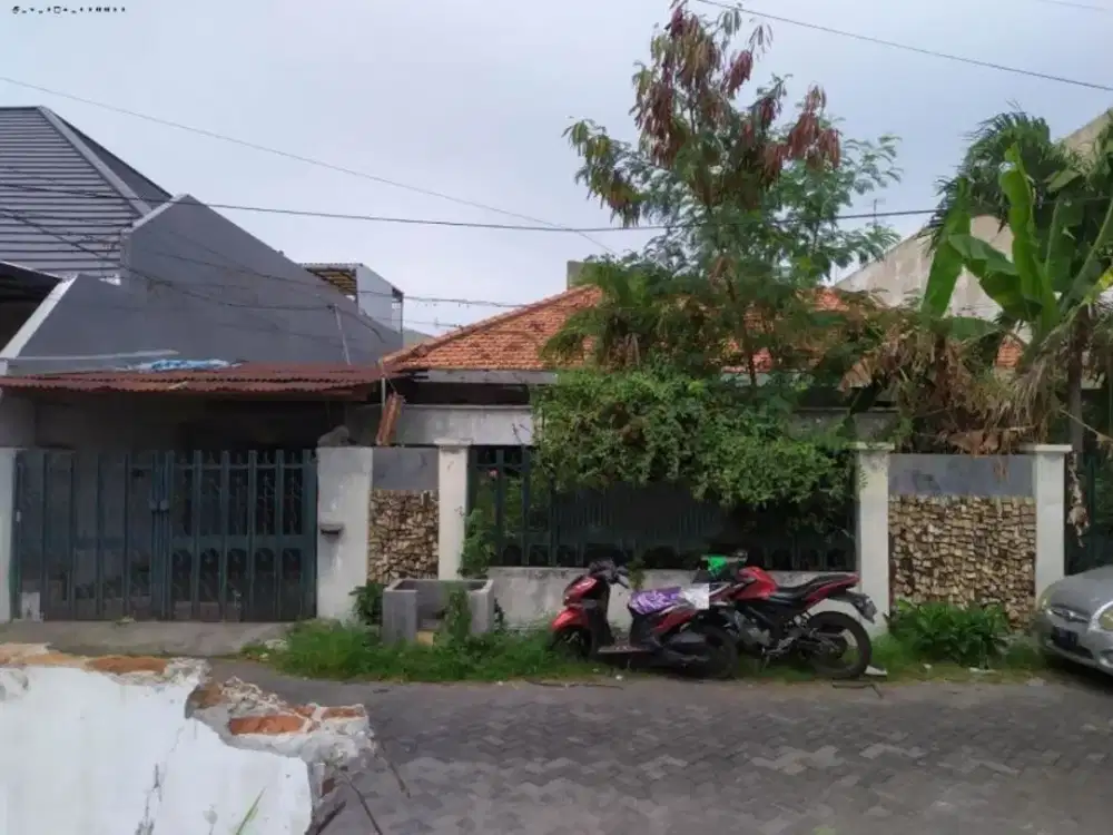 Rumah di Lebak Arum Hitung tanah saja Hadap Selatan Row 2mobil lebih