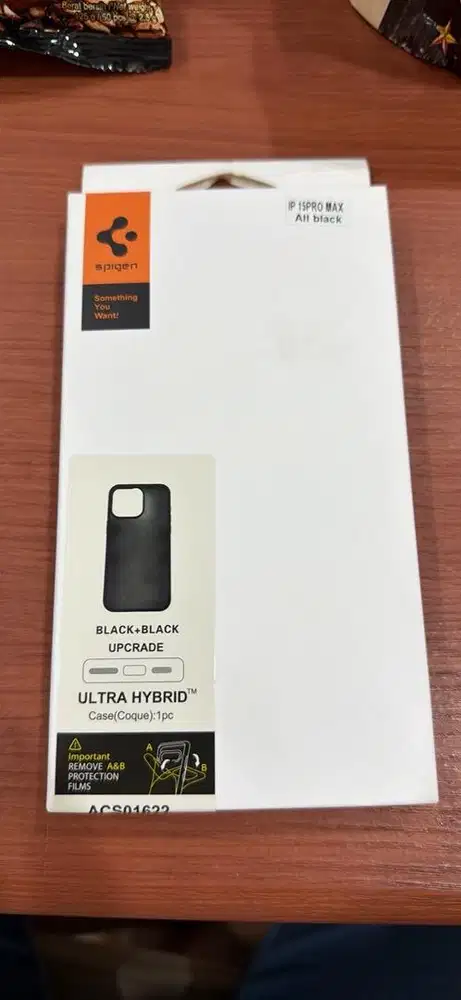 Casing spigen ip 15promax dan anti gores kamera