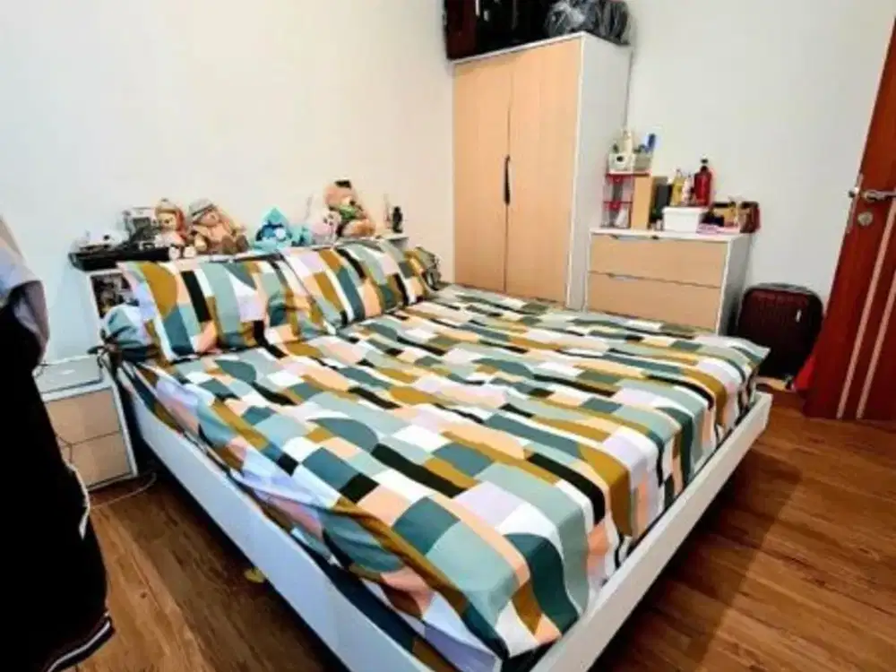 Apt. puncak dharmahusada furnish