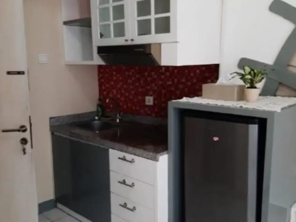 Apt. UC TOWER BERKELEY Furnish, Strata title, Murah