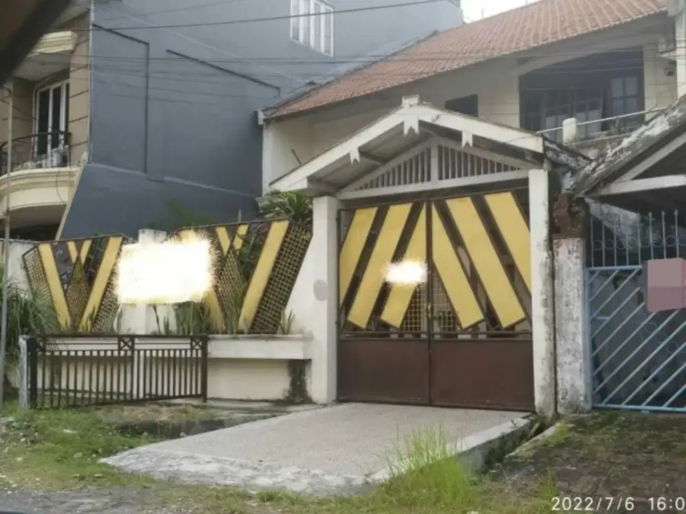 Ildva, Rumah Ngagel Jaya, Jalan depan rumah lebar Aman