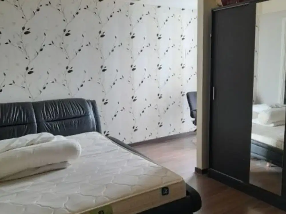 Apartemen Trillium Full Furnish View Pool and City