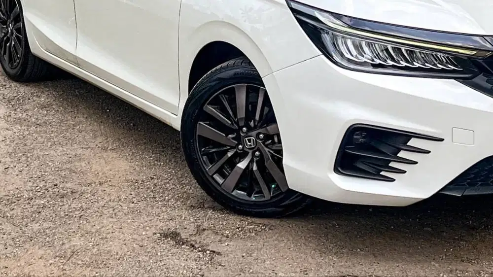 Jual Cepat Honda City Hb 2023 Putih Mulus Mesin Halus Bebas Lakban