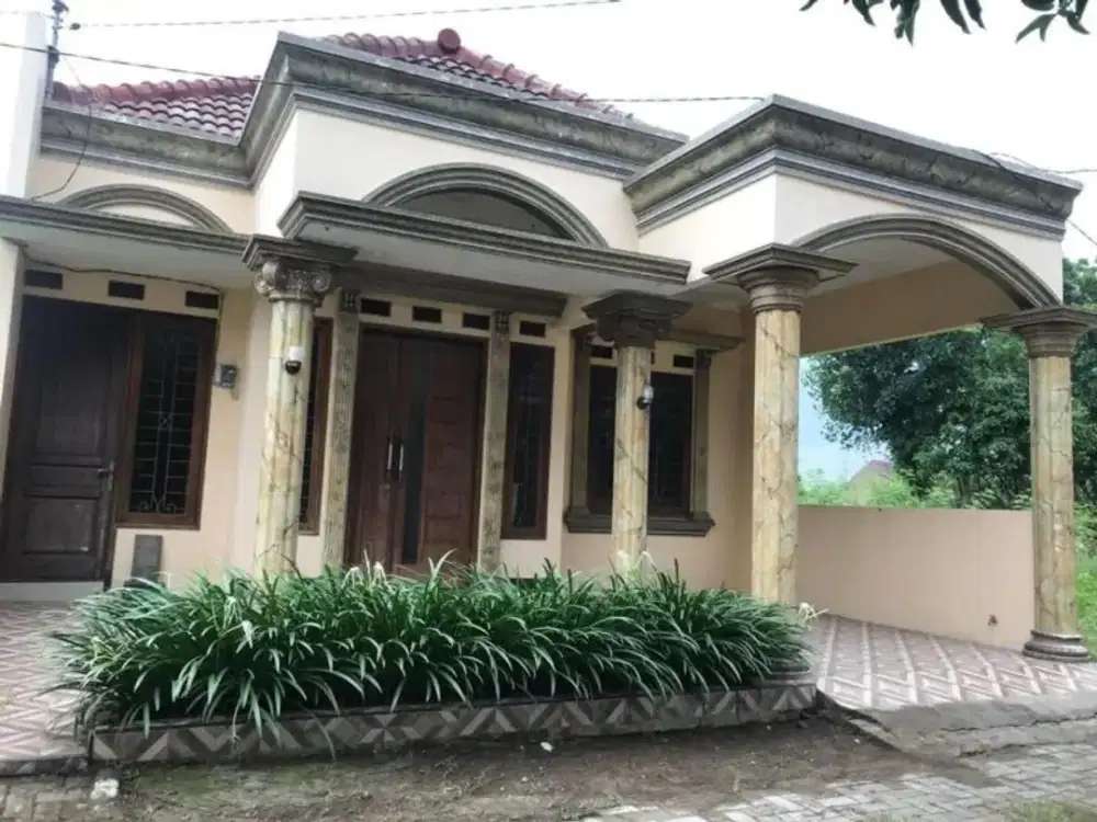 Rumah Siap Huni di Latonia view raya Kedungsari Mojokerto