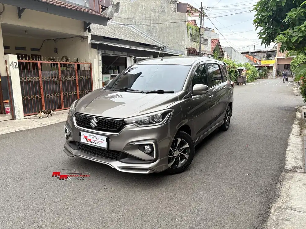 ‎Suzuki Ertiga GT Sport AT 2020 Abu-abu