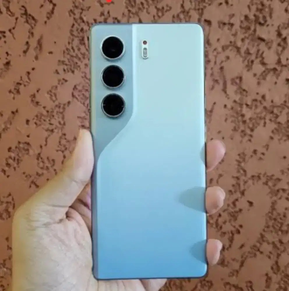 Tecno camon 40 5g sec nego nominus mulus 100 fulset