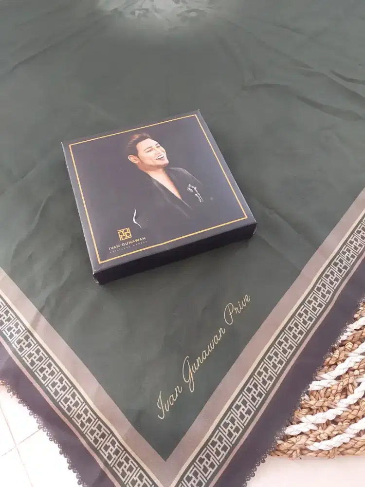 Hijab ivan gunawan ori